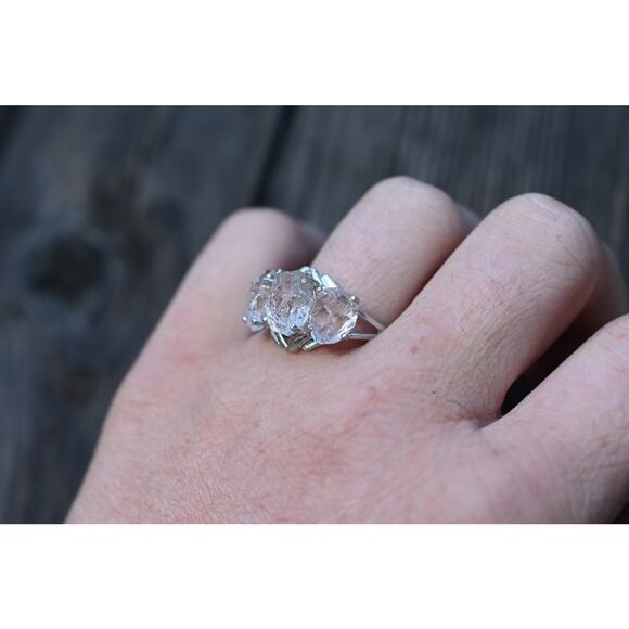 alternative raw diamond engagement rings, raw crystal size 4 5 6 7 8 8 9 10 11 - Picture 2 of 6
